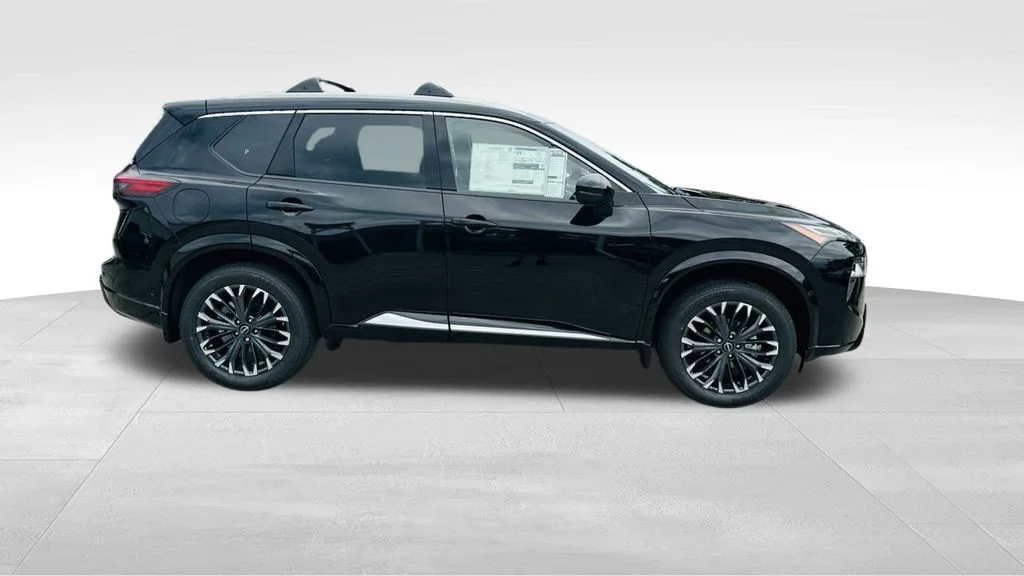 2026 Nissan Rogue Platinum - Photo 9