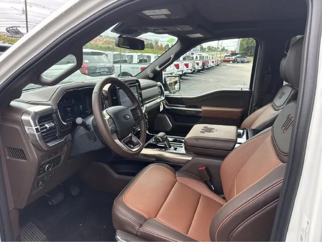 New 2026 Star White Metallic Tri-Coat Ford King Ranch® image 44