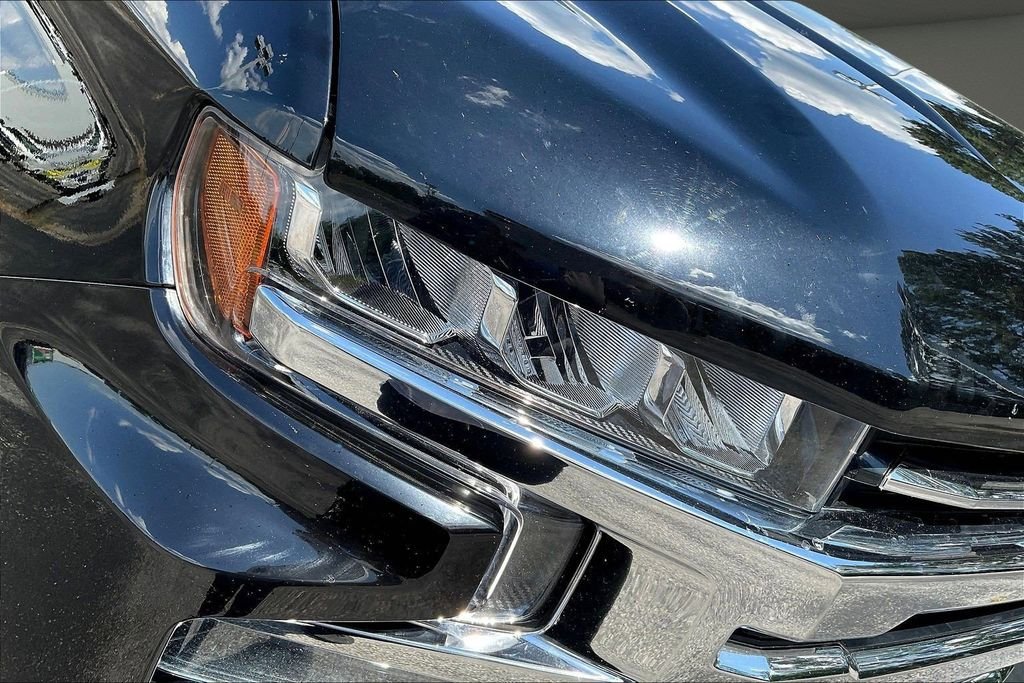 Used 2022 Black Chevrolet LTZ image 35