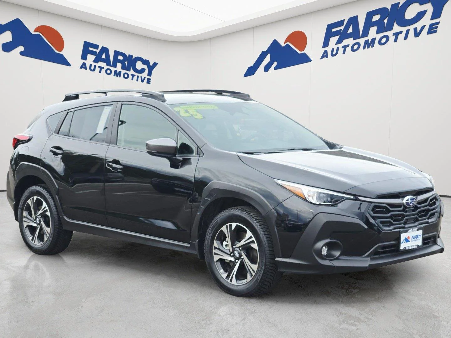 Used 2025 Crystal Black Silica Subaru Premium image 4