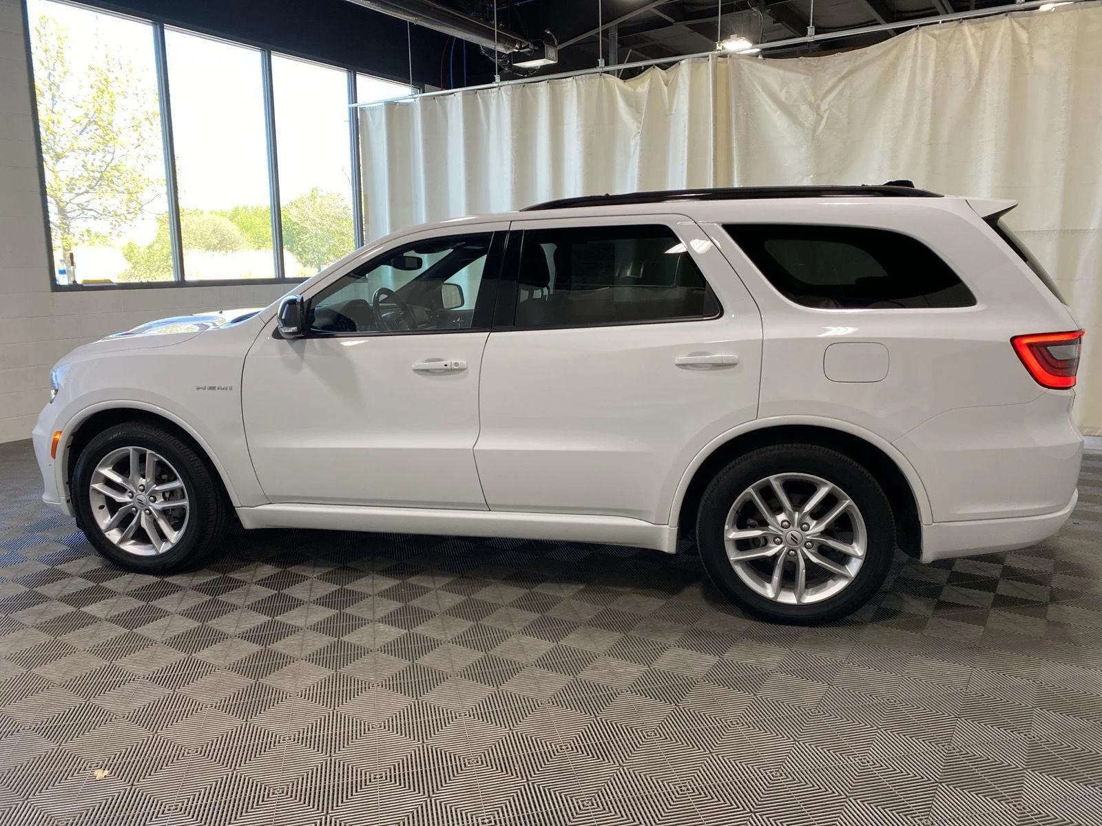 Used 2025 White Knuckle Dodge R/T image 4