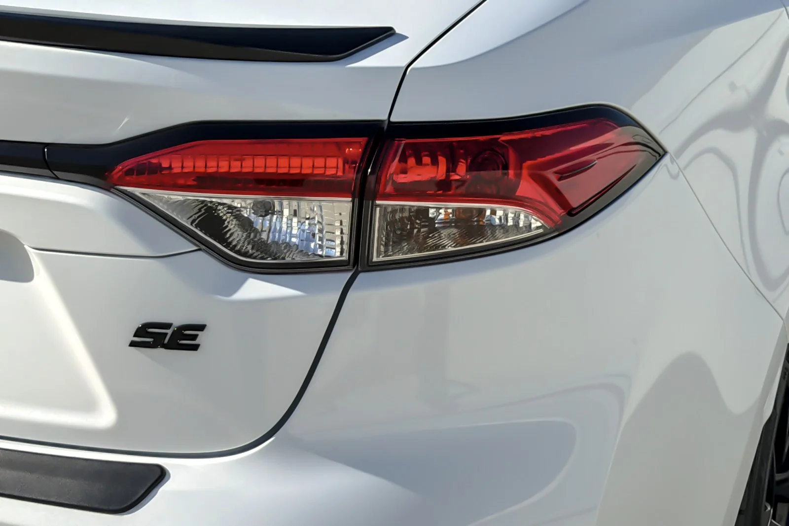 Certified Used 2022 White Toyota SE Nightshade image 24
