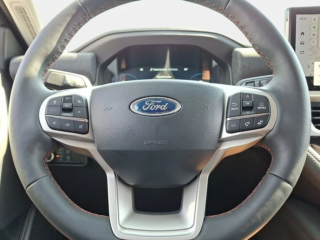 New 2026 Agate Black Metallic Ford Active image 11