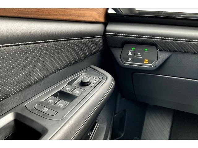 New 2026 Pure Gray Volkswagen 2.0T SE W/TECHNOLOGY image 14