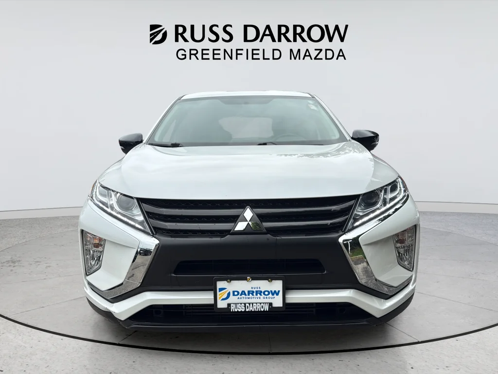 Used 2020  Mitsubishi LE image 8