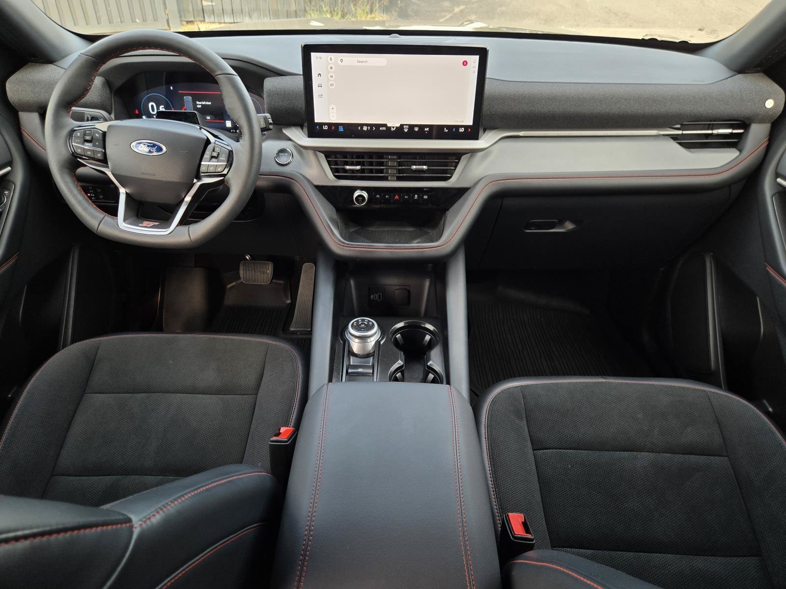 2026 Ford Explorer ST - Photo 17