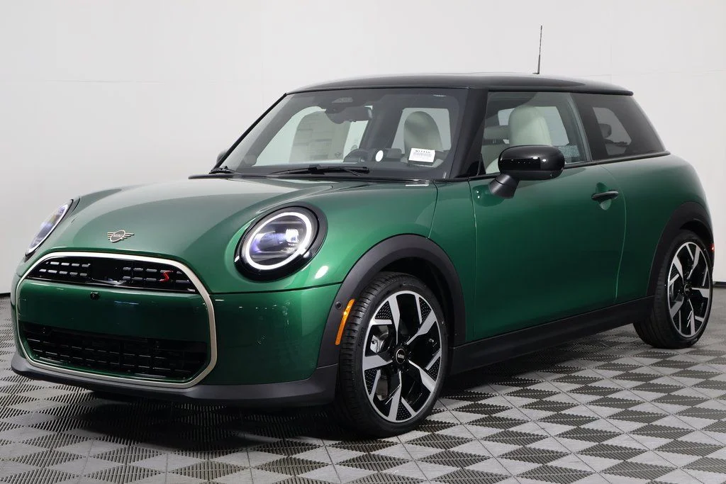 New 2026 British Racing Green MINI Iconic image 1