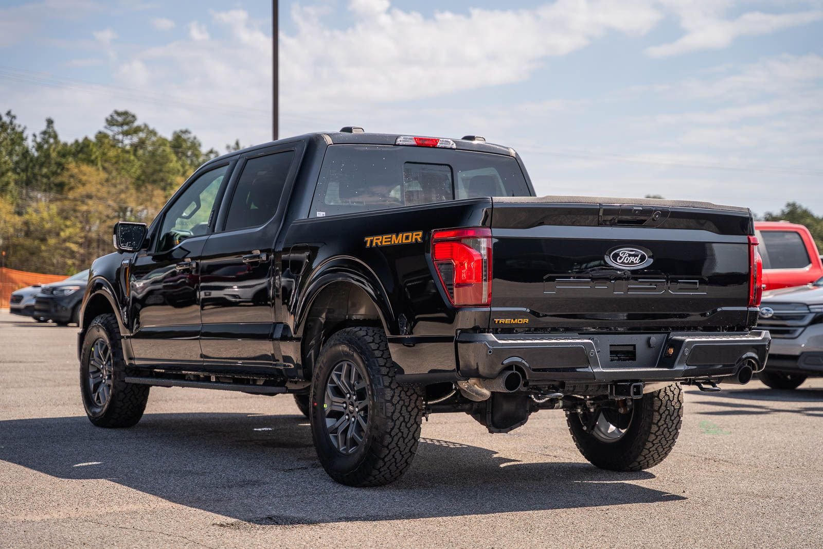 New 2026 Agate Black Metallic Ford Tremor® image 7