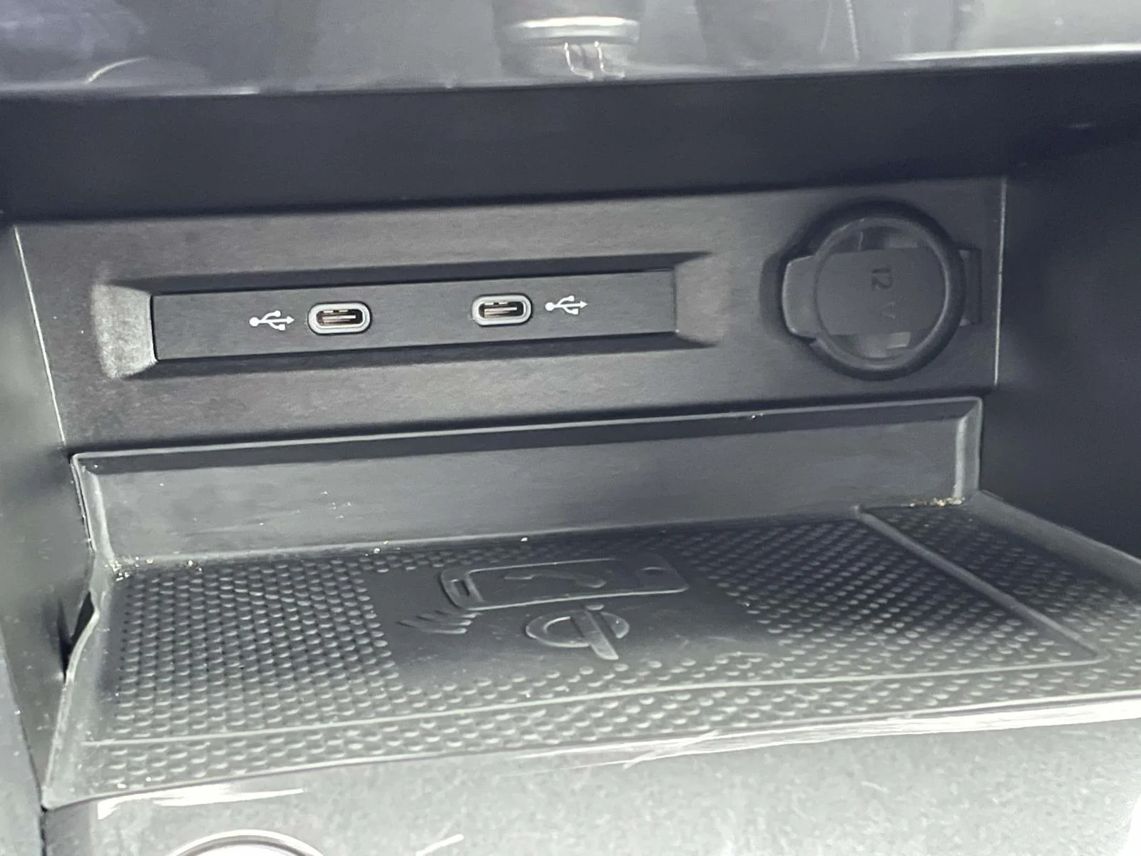 Used 2022 Deep Black Pearl Volkswagen SE R-Line Black image 19