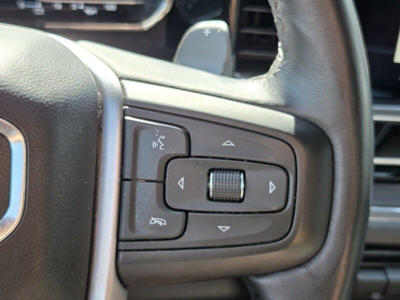 Used 2023 Onyx Black GMC 2WD CREW CAB 147" SLT image 21
