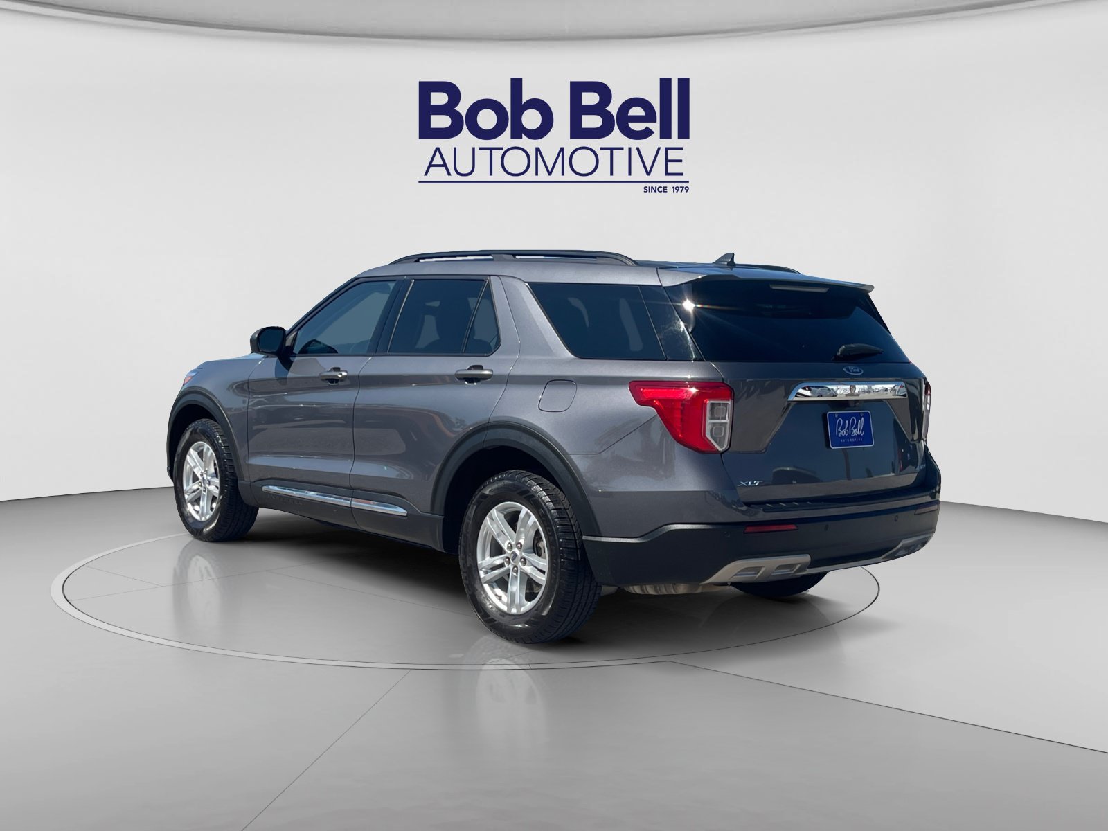 Used 2022 Gray Metallic Ford XLT image 3