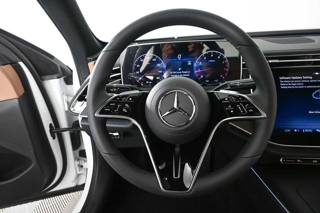 New 2026 Polar White Mercedes-Benz E 450 image 2