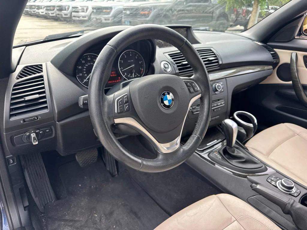 Used 2013 Deep Sea Blue Metallic BMW 128i image 9