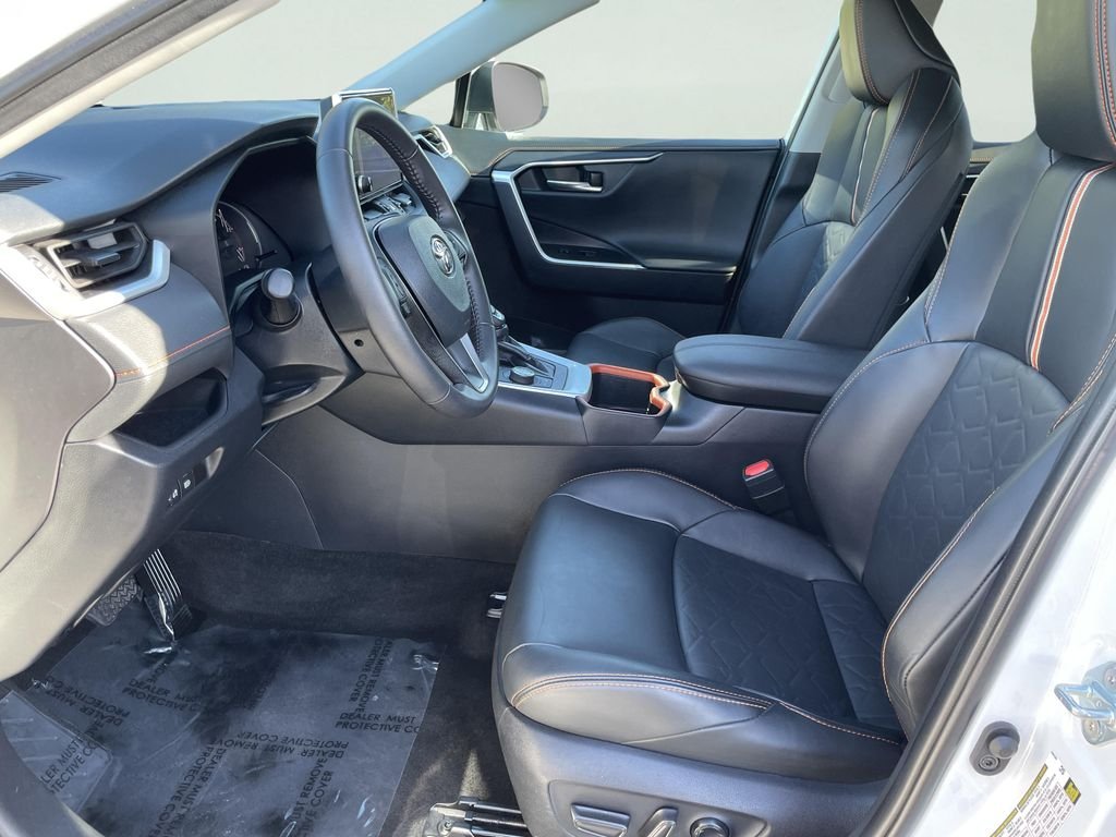 Used 2024 White Toyota Adventure image 10