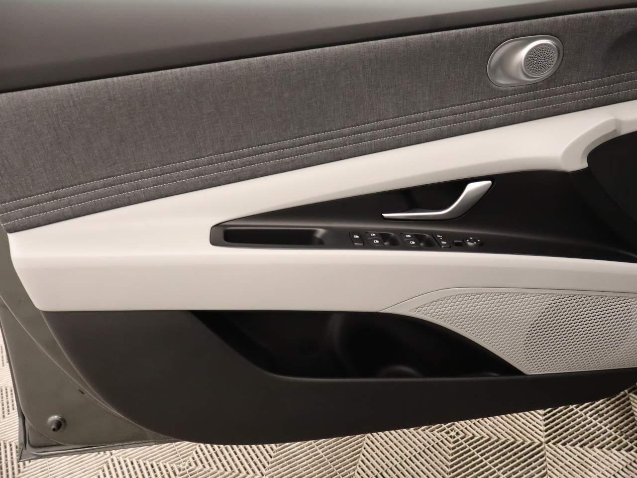 New 2026 Amazon Gray Pearl Hyundai SEL Sport Plus image 16