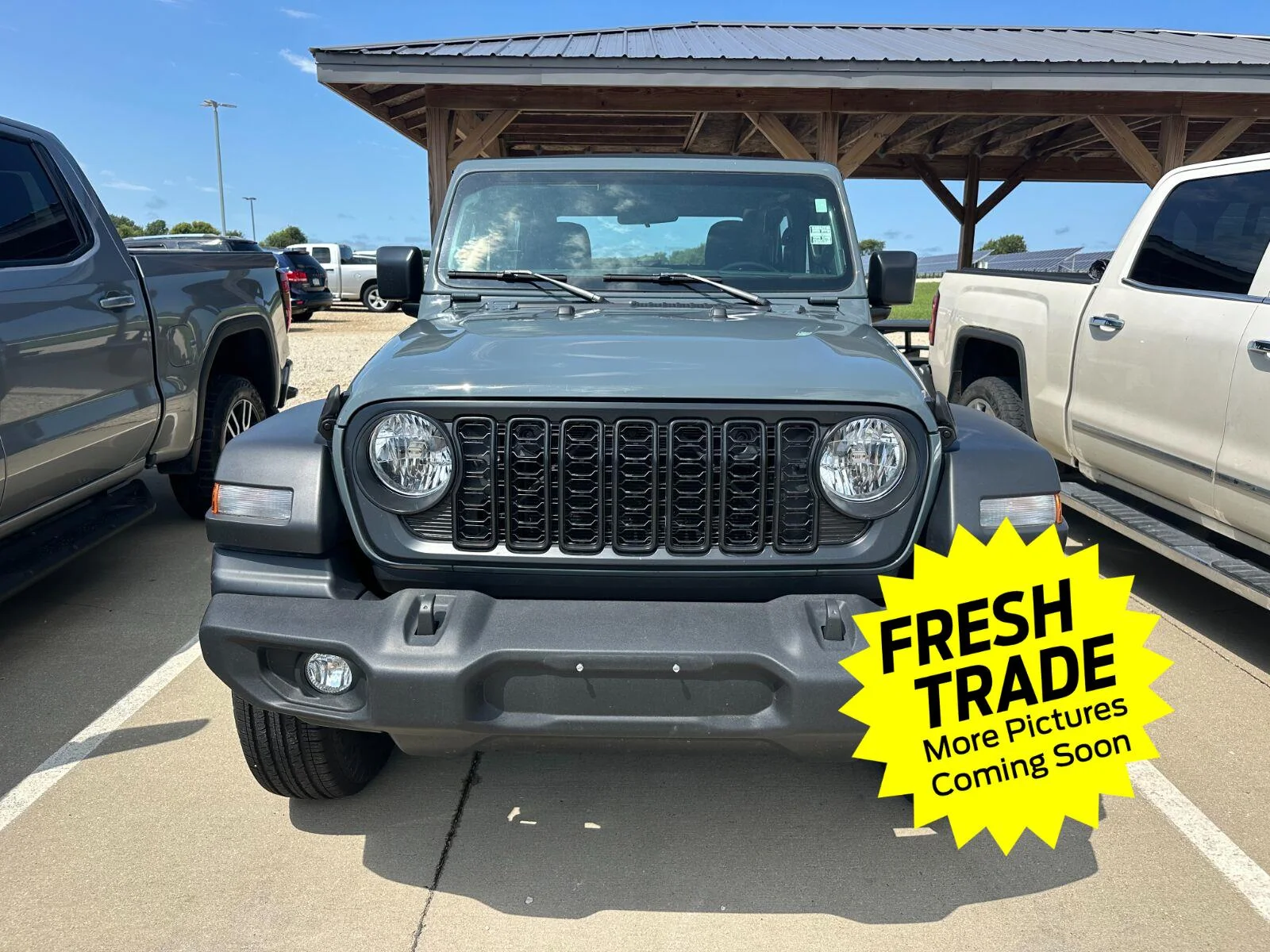 Used 2024 Anvil Clear Coat Jeep Sport image 6