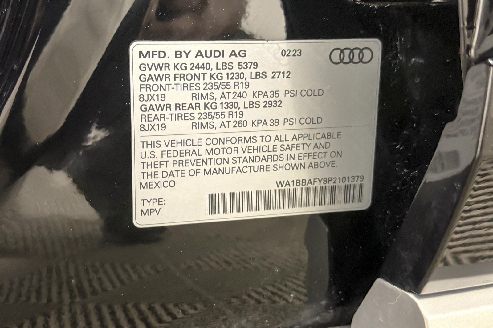 Used 2023 Mythos Black Metallic Audi Premium Plus 40 TFSI quattro image 28