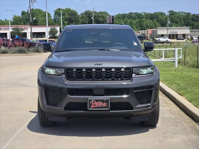 New 2026 Baltic Gray Metallic Clear-Coat Exterior Paint Jeep Altitude image 2