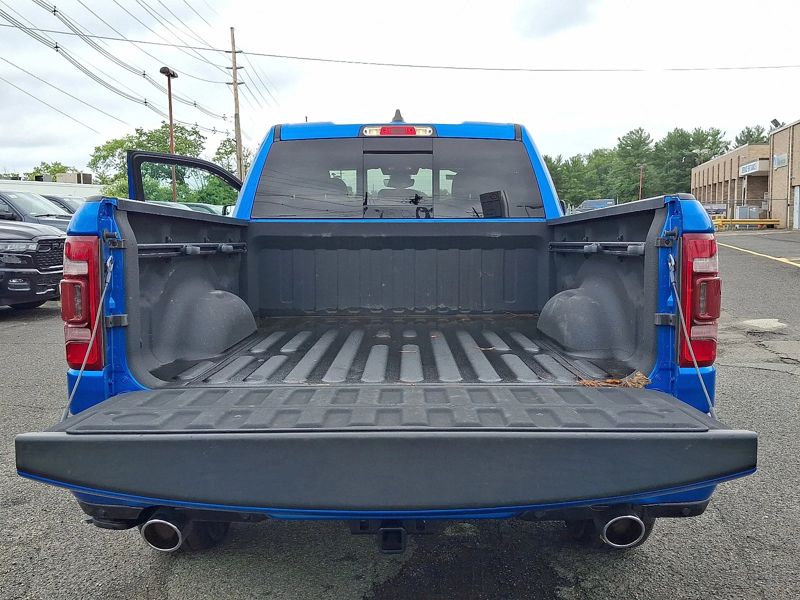Certified Used 2021 Hydro Blue Pearlcoat Ram Big Horn image 29
