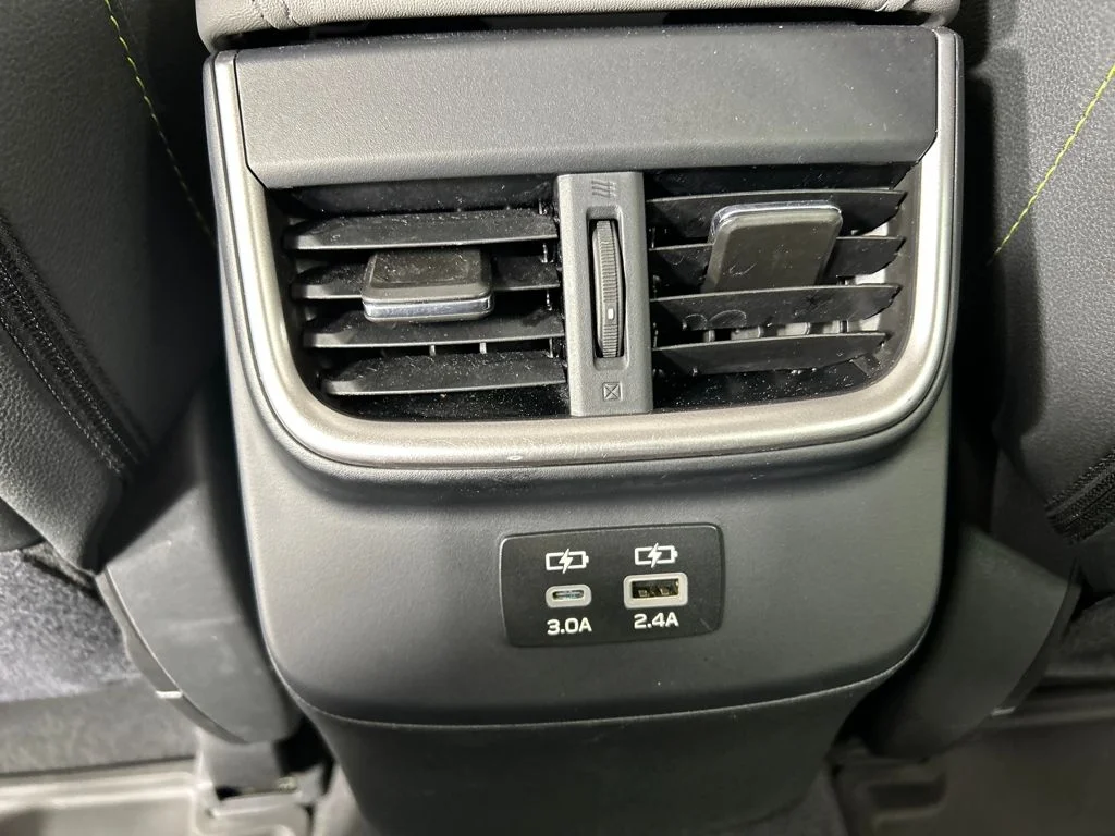 Used 2025 Black Subaru Onyx Edition image 18