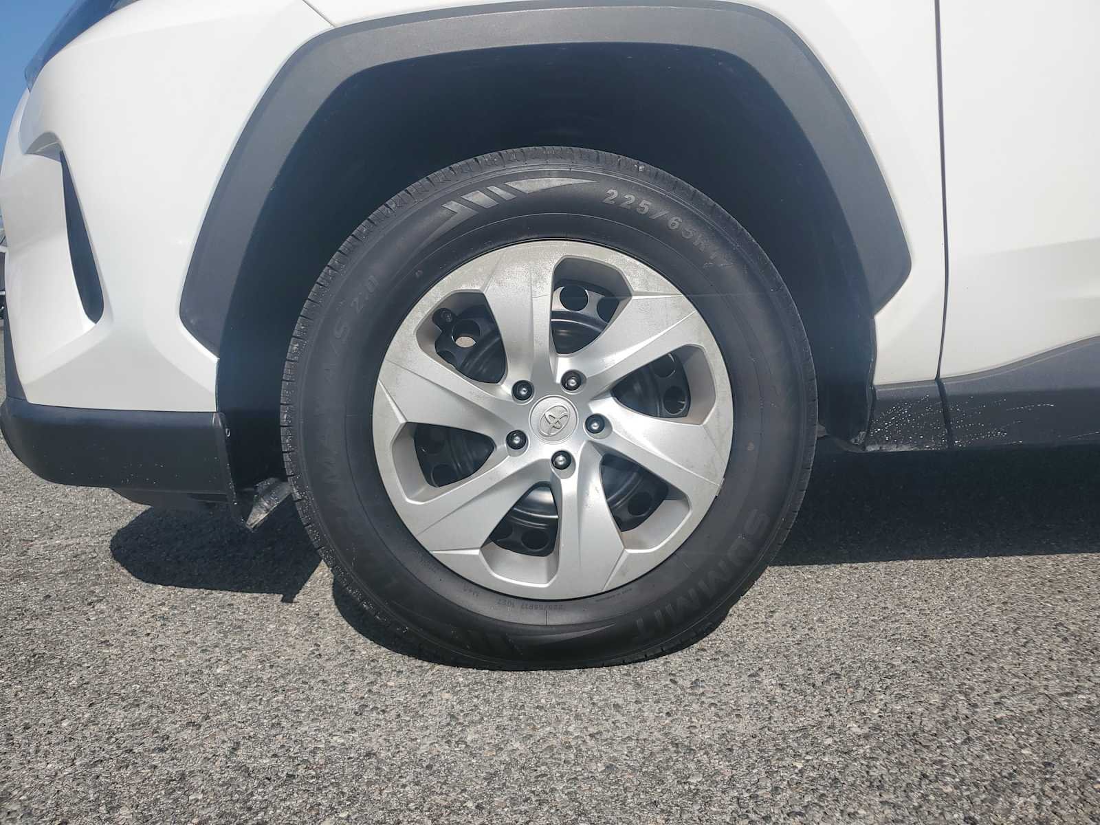 Used 2019 Super White White Toyota LE image 10