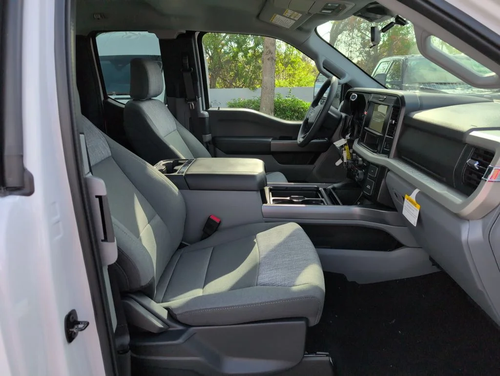 New 2026 White Ford XLT image 12