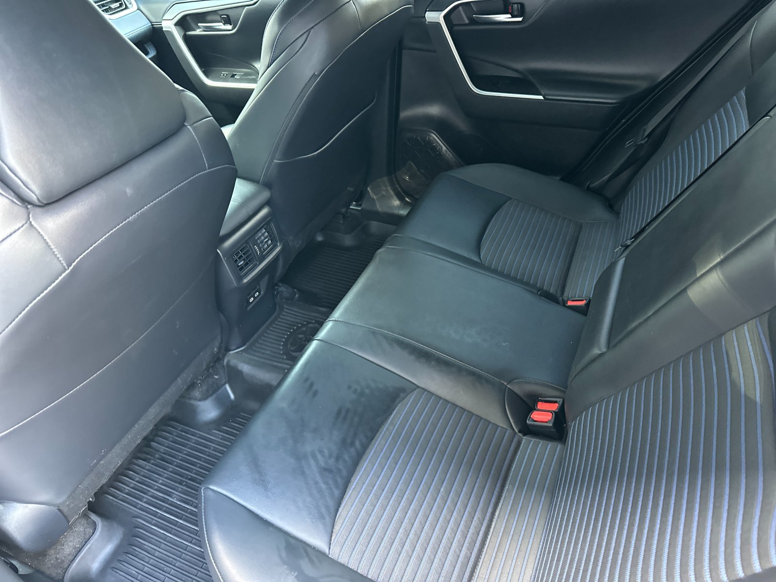 Used 2024 Midnight Black Metallic Toyota XSE 4D Sport Utility image 14