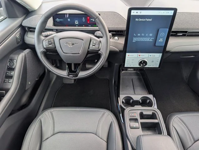 New 2026 Star White Metallic Tri-coat Ford Premium image 6