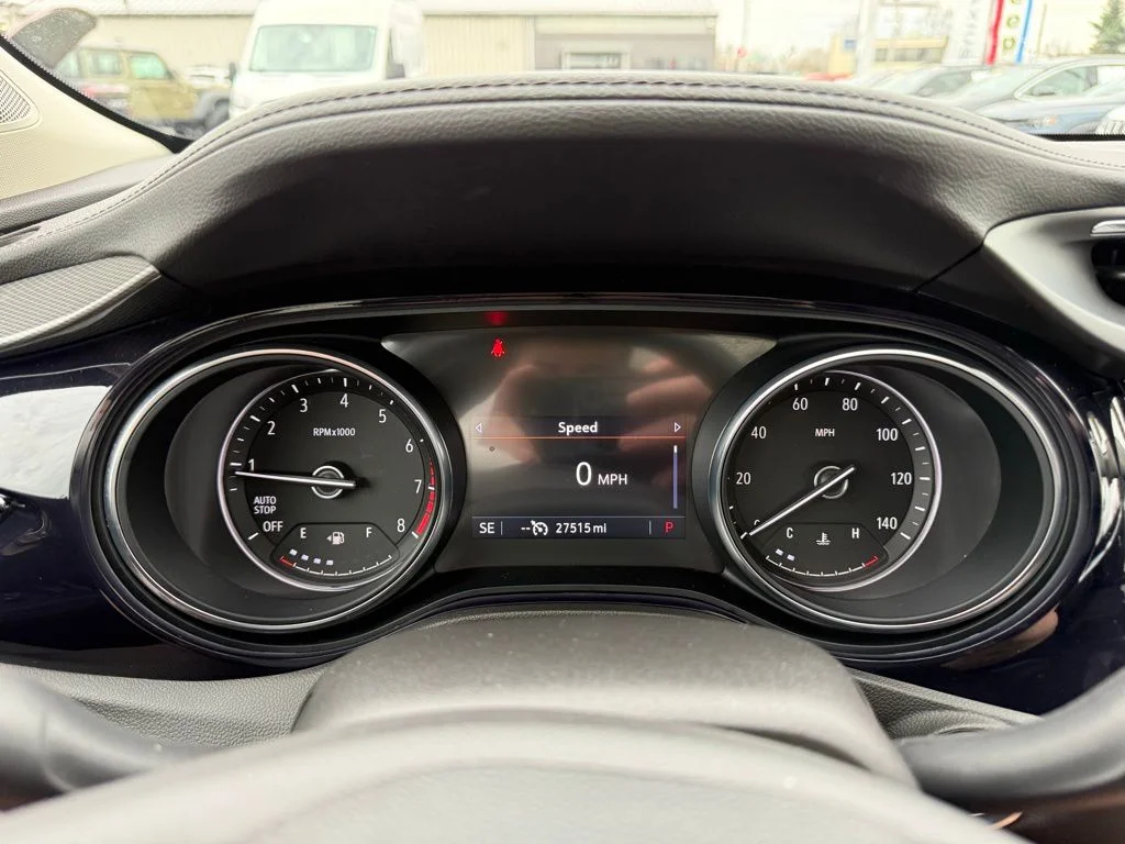 Used 2023 Red Buick Essence image 31
