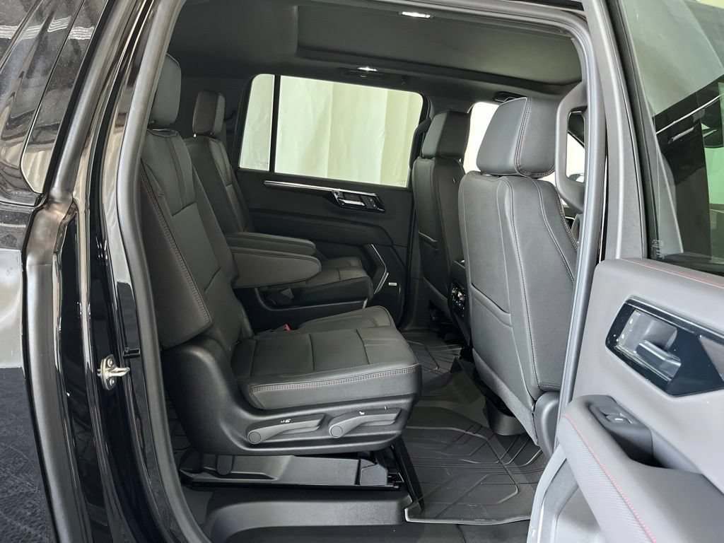 2026 Chevrolet Suburban RST - Photo 21