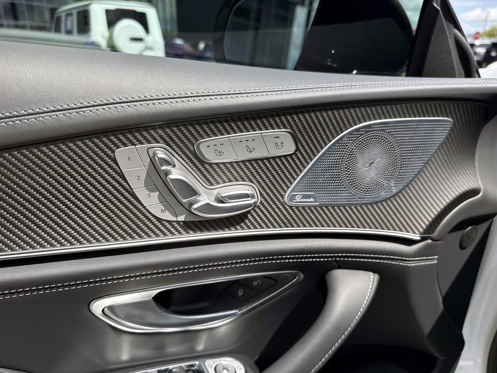 Used 2026 MANUFAKTUR Moonlight White Metallic Mercedes-Benz Base image 18