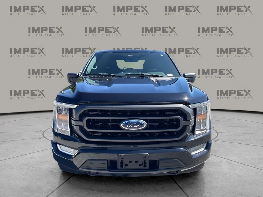 Used 2023 Black Ford XLT image 8