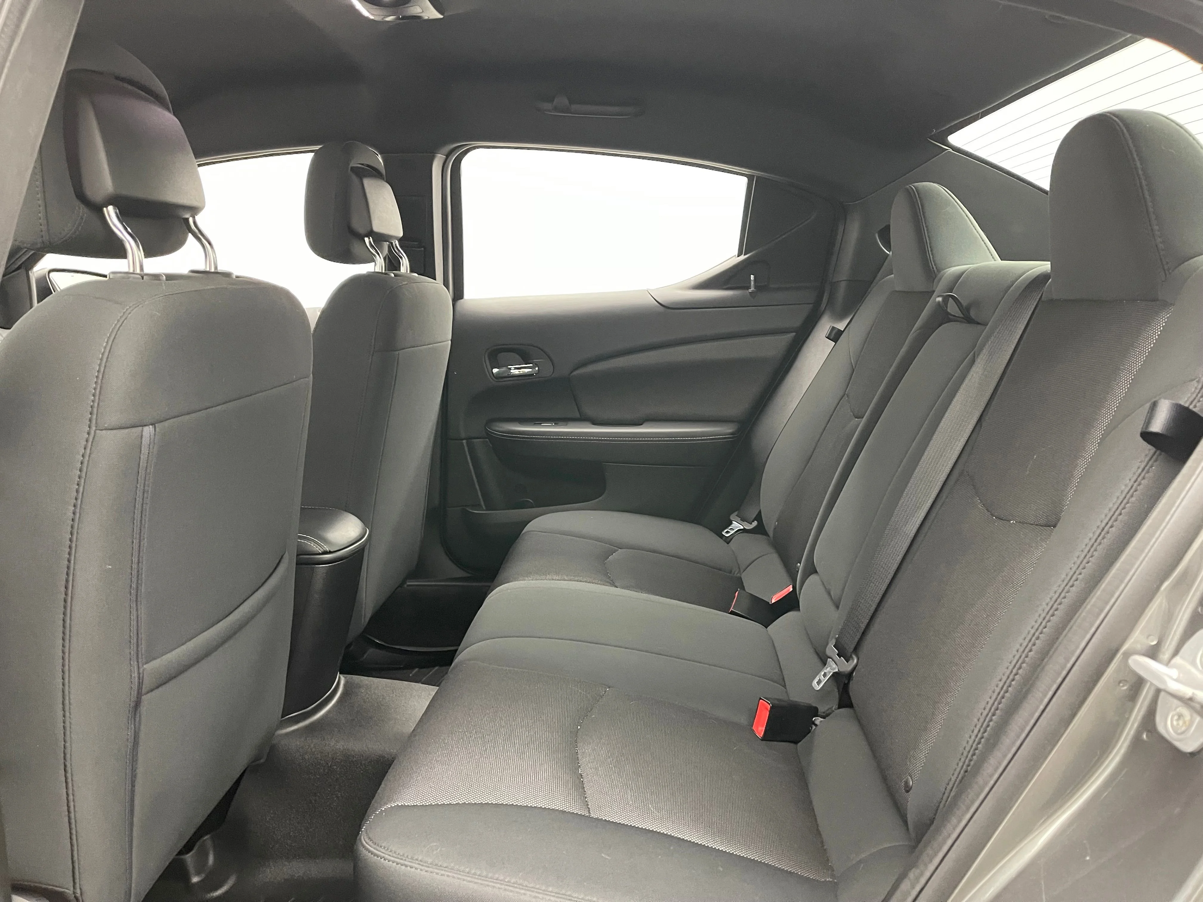 Used 2013 Mineral Gray Metallic Clearcoat Dodge SXT image 31