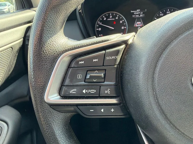Used 2024 White Subaru Base image 13