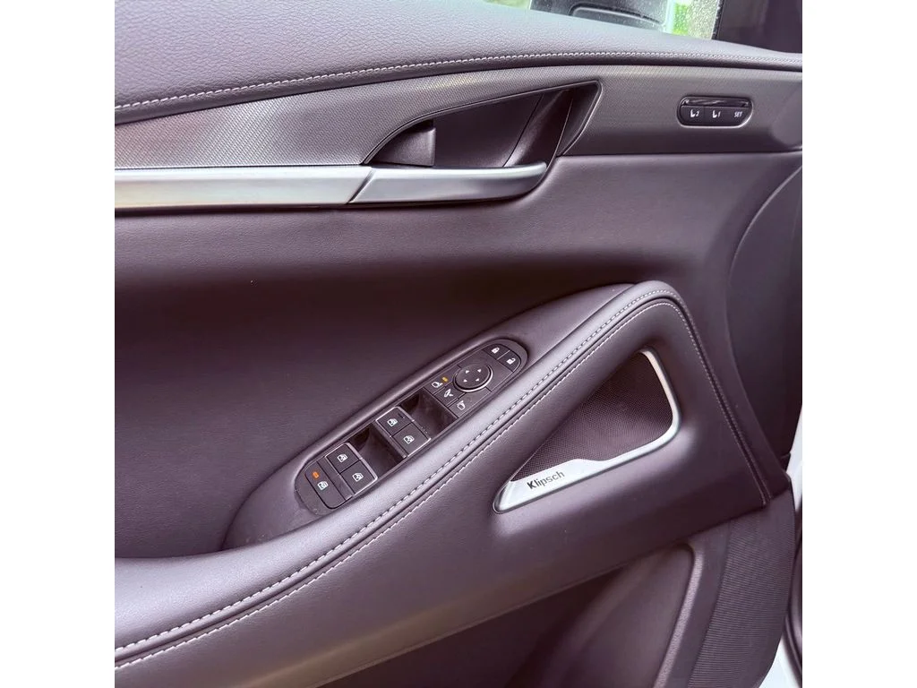 New 2026 Radiant White INFINITI Luxe AWD image 18