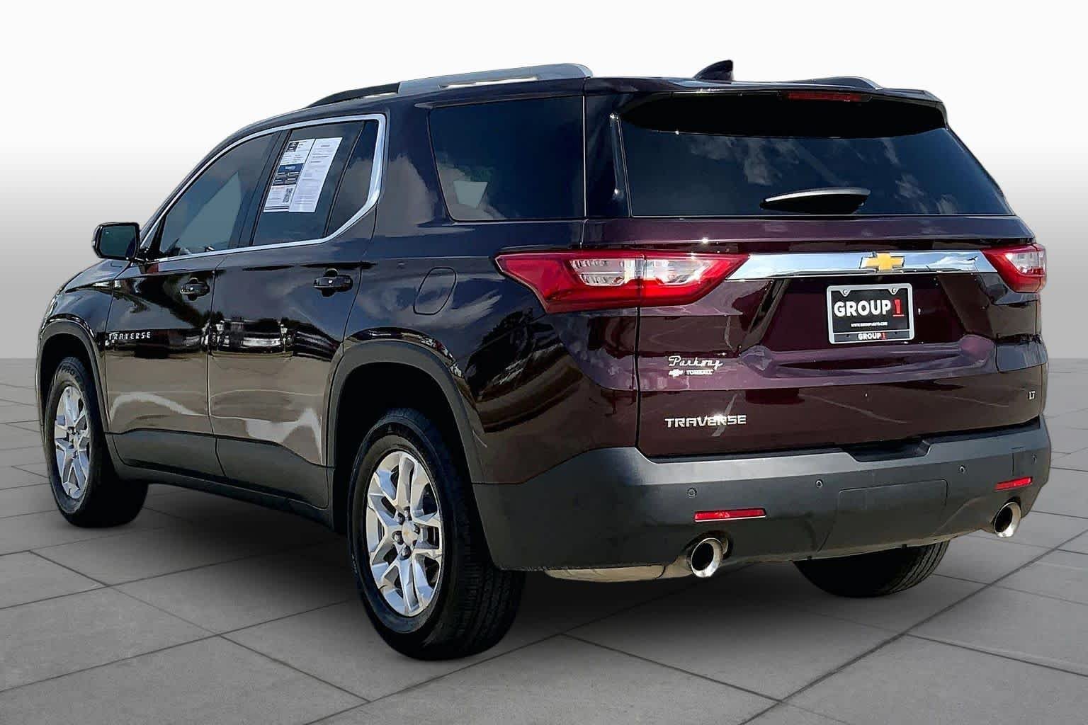 Used 2018 Black Currant Metallic Chevrolet LT Cloth image 12