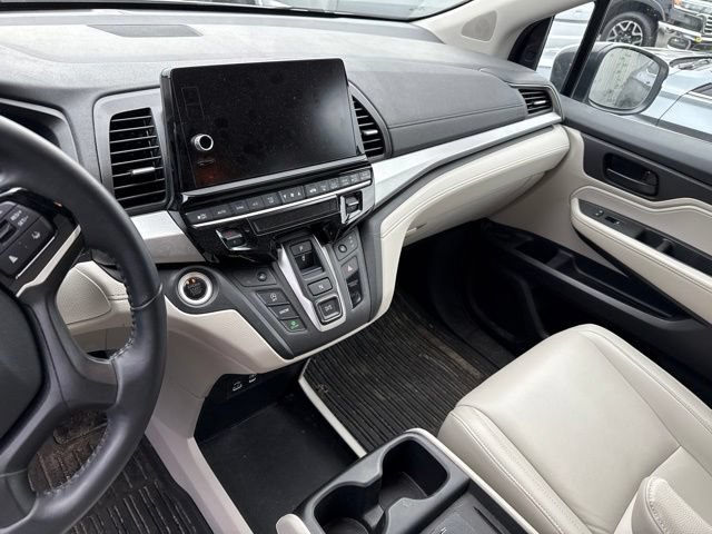 Used 2025 Platinum White Pearl Honda EX-L image 8