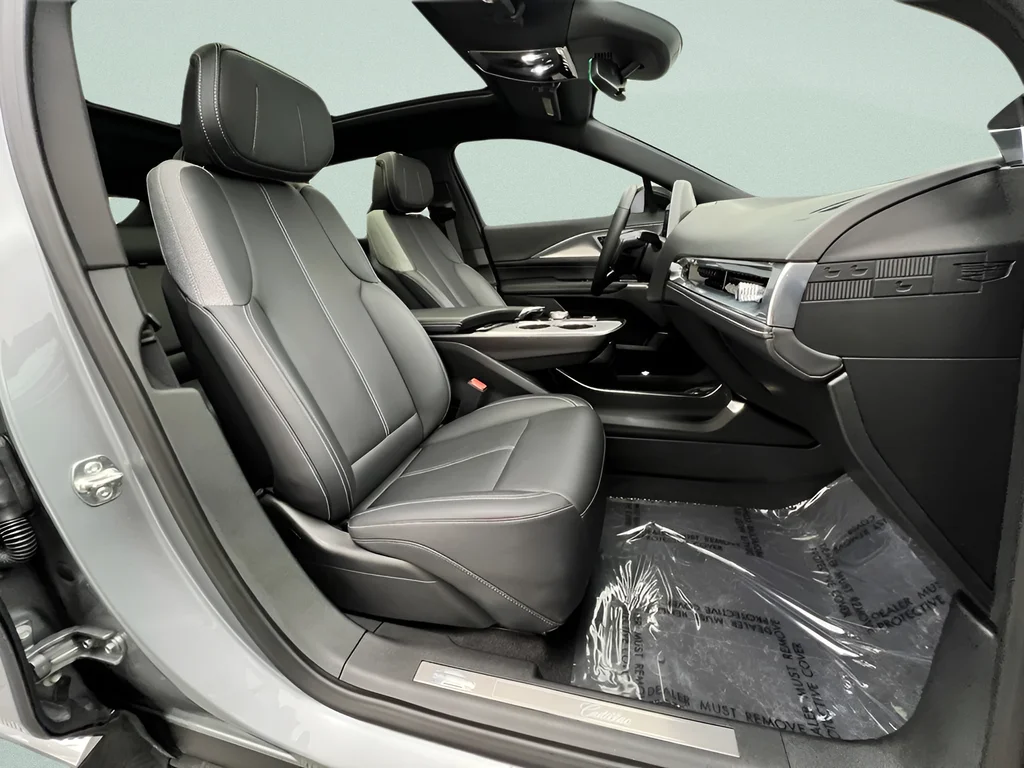 Used 2024 Silver Metallic Cadillac Tech image 32