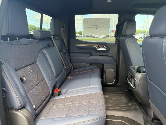 2026 Chevrolet Silverado 1500 High Country - Photo 13