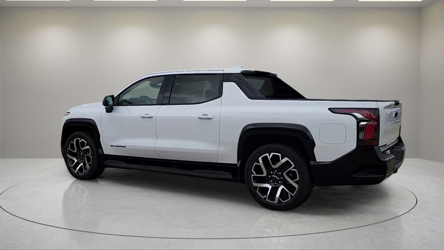 2024 Chevrolet Silverado EV RST - Photo 7
