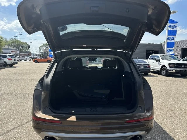 Used 2022 Brown Lincoln Reserve image 23