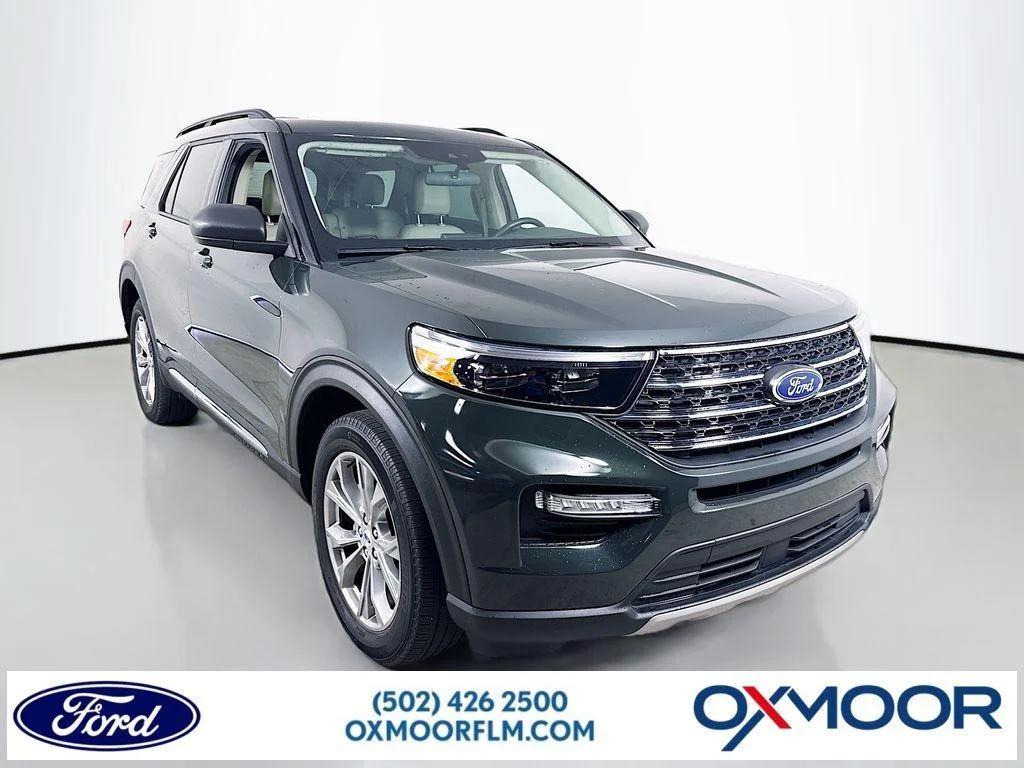 2023 Ford Explorer XLT 4WD's photo