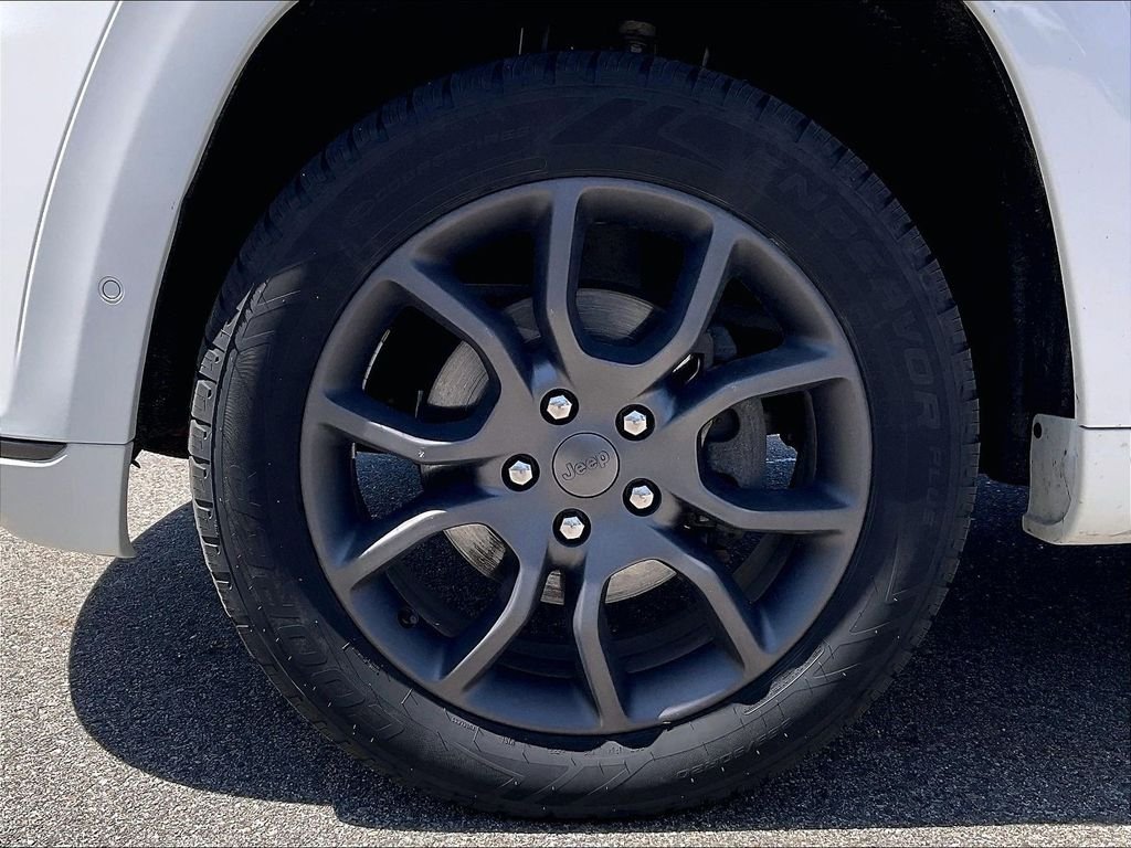 Used 2020 Bright White Clearcoat Jeep Overland image 7