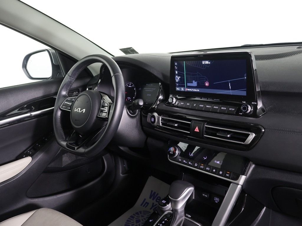 2023 Kia Seltos SX - Photo 28