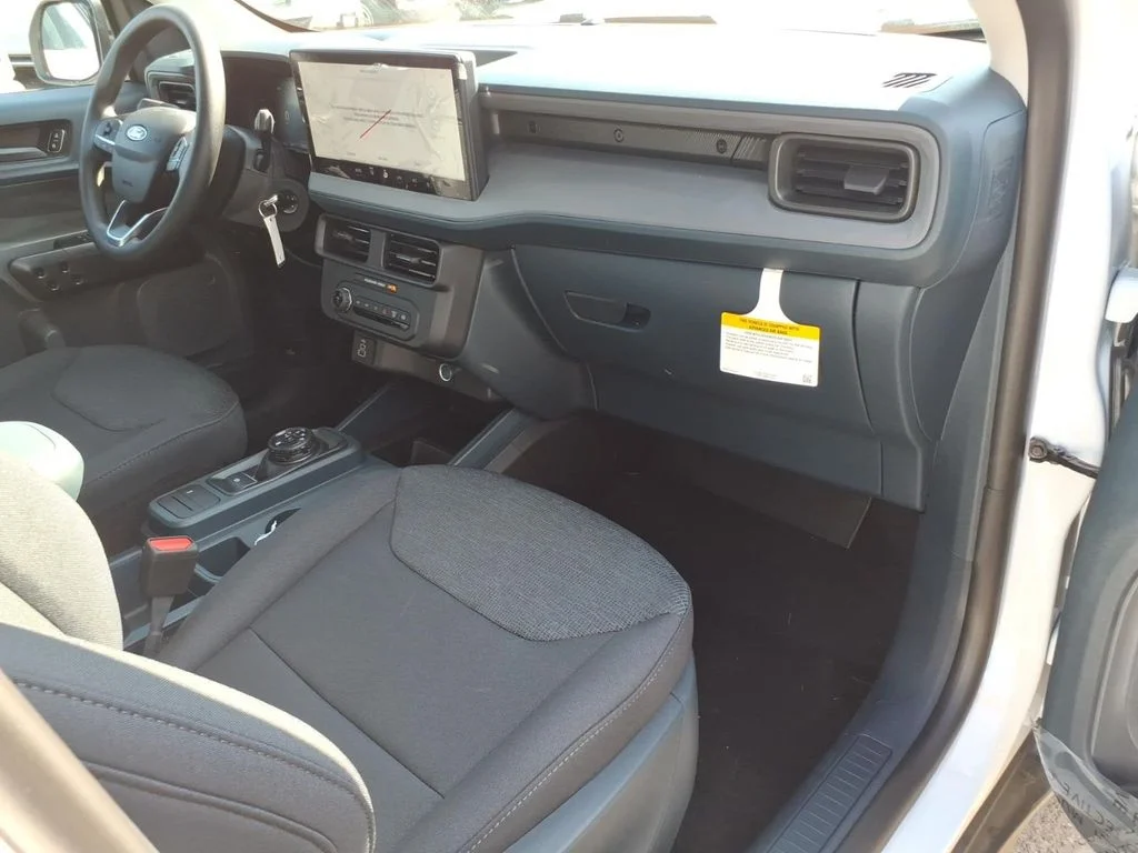 New 2026 Oxford White Ford XL image 8