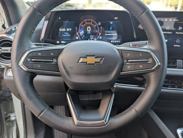 Used 2025 Green Chevrolet LT image 12