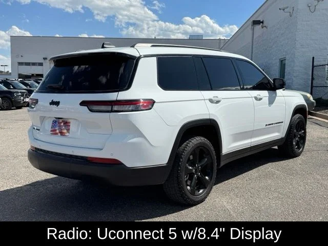 Used 2021 White Jeep Altitude image 5