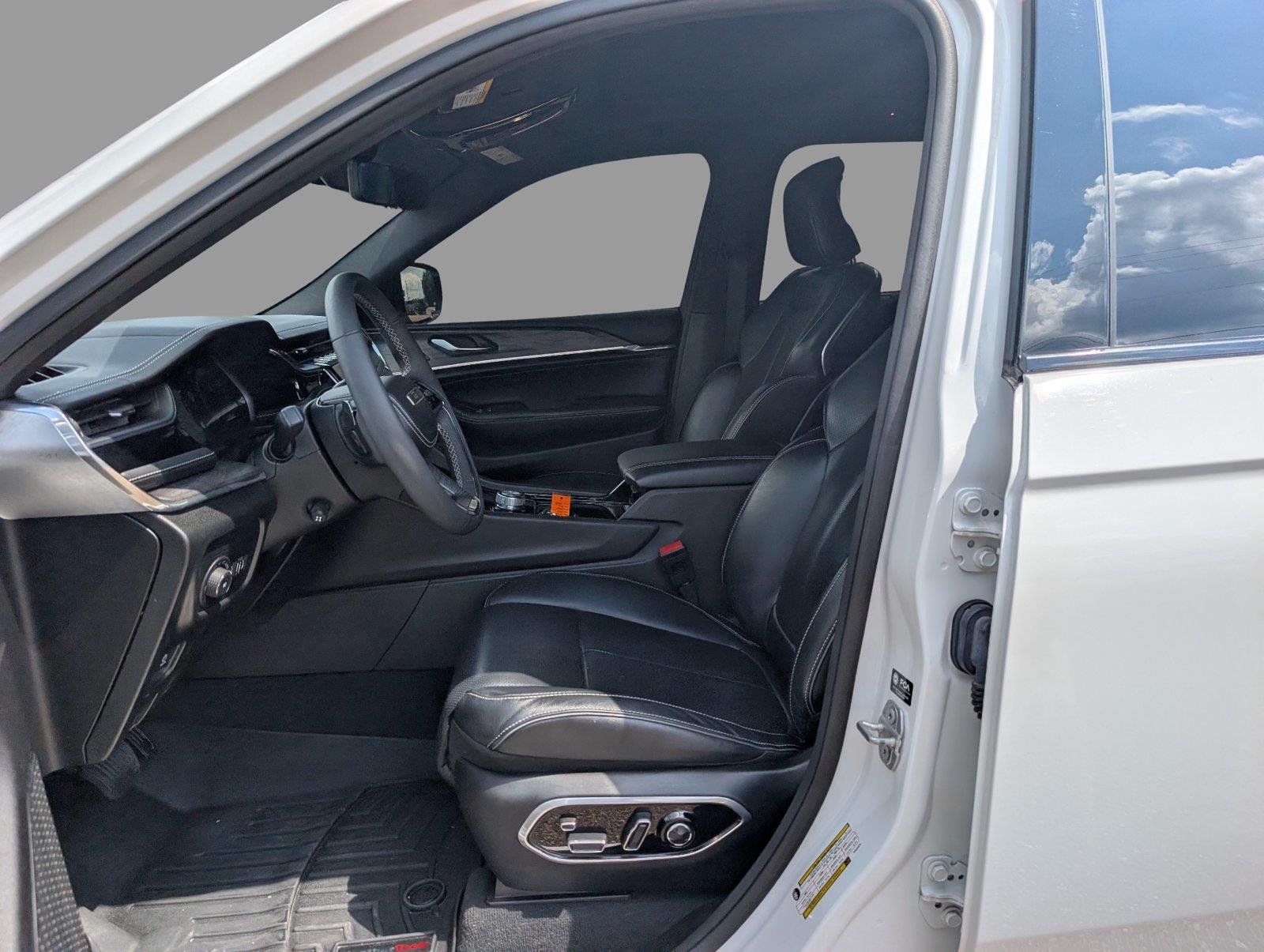 Used 2023 Bright White Clearcoat Jeep Overland image 13