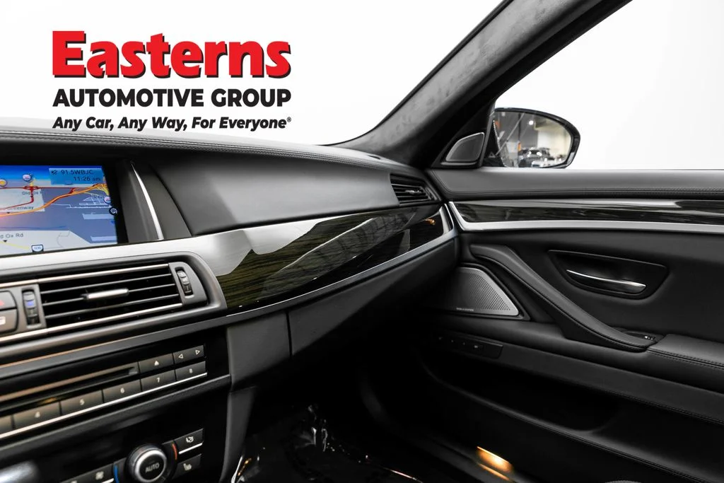 Used 2015 Black BMW Base image 31