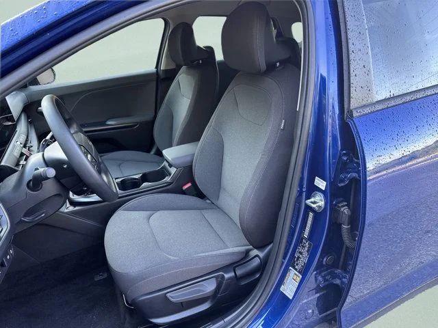 Used 2025 Blue Kia LXS image 22